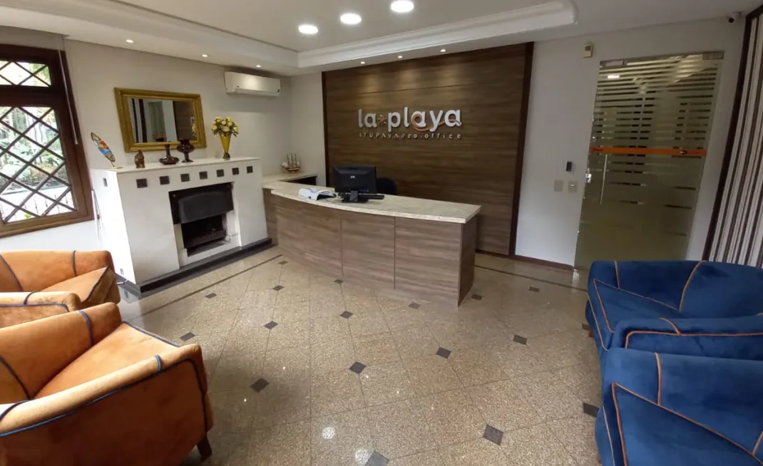 Recepção com secretária: Seus clientes bem recebidos